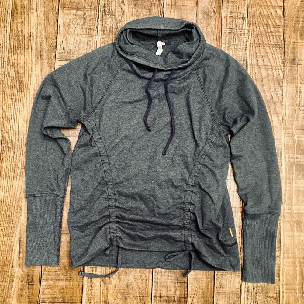 Lucy Pullover - image 1